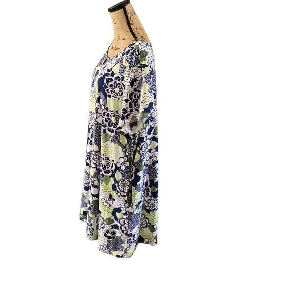 Larky Lark  - Picture 2 of 7